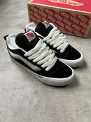 VANS KNU SKOOL