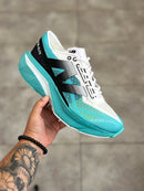 NEW BALANCE FUELCELL REBEL V4